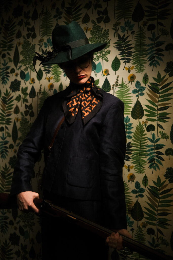 Josef Sälzle – Katzenmann – Porträt Frau Briefträgerin